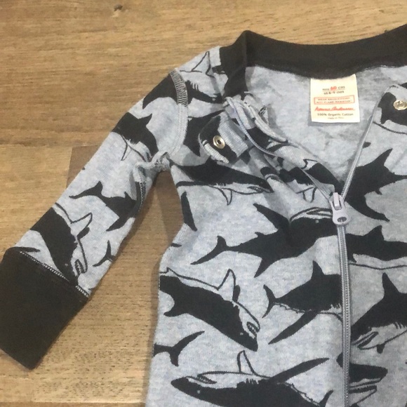 Hanna Andersson shark pajamas - Picture 2 of 3